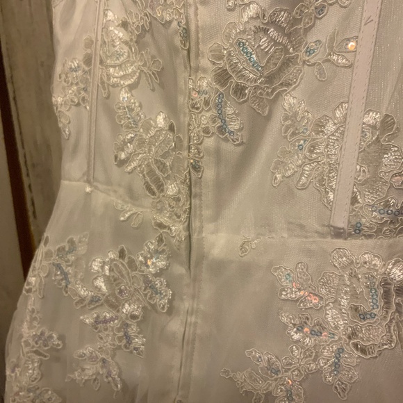 Fun Dress For That Special Occassion - Picture 9 of 10